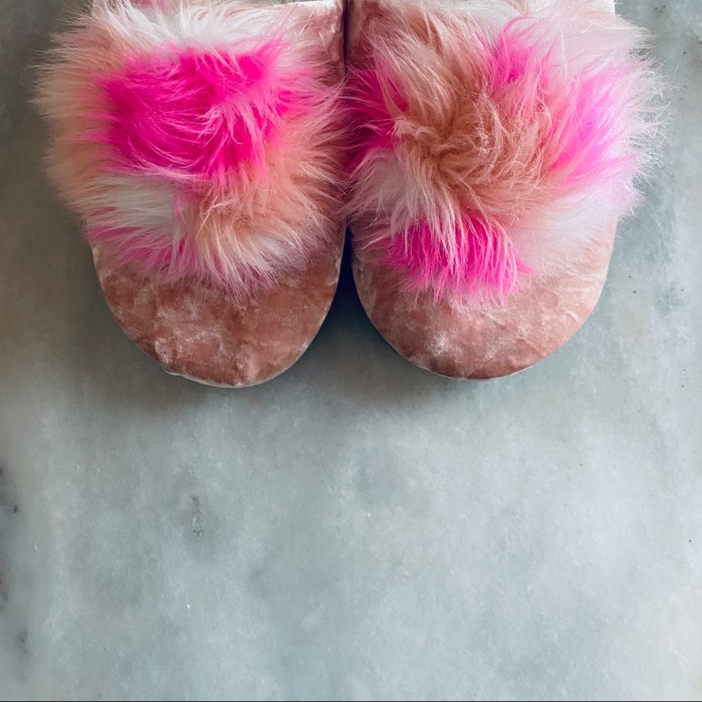 Pink Fluffy Slippers